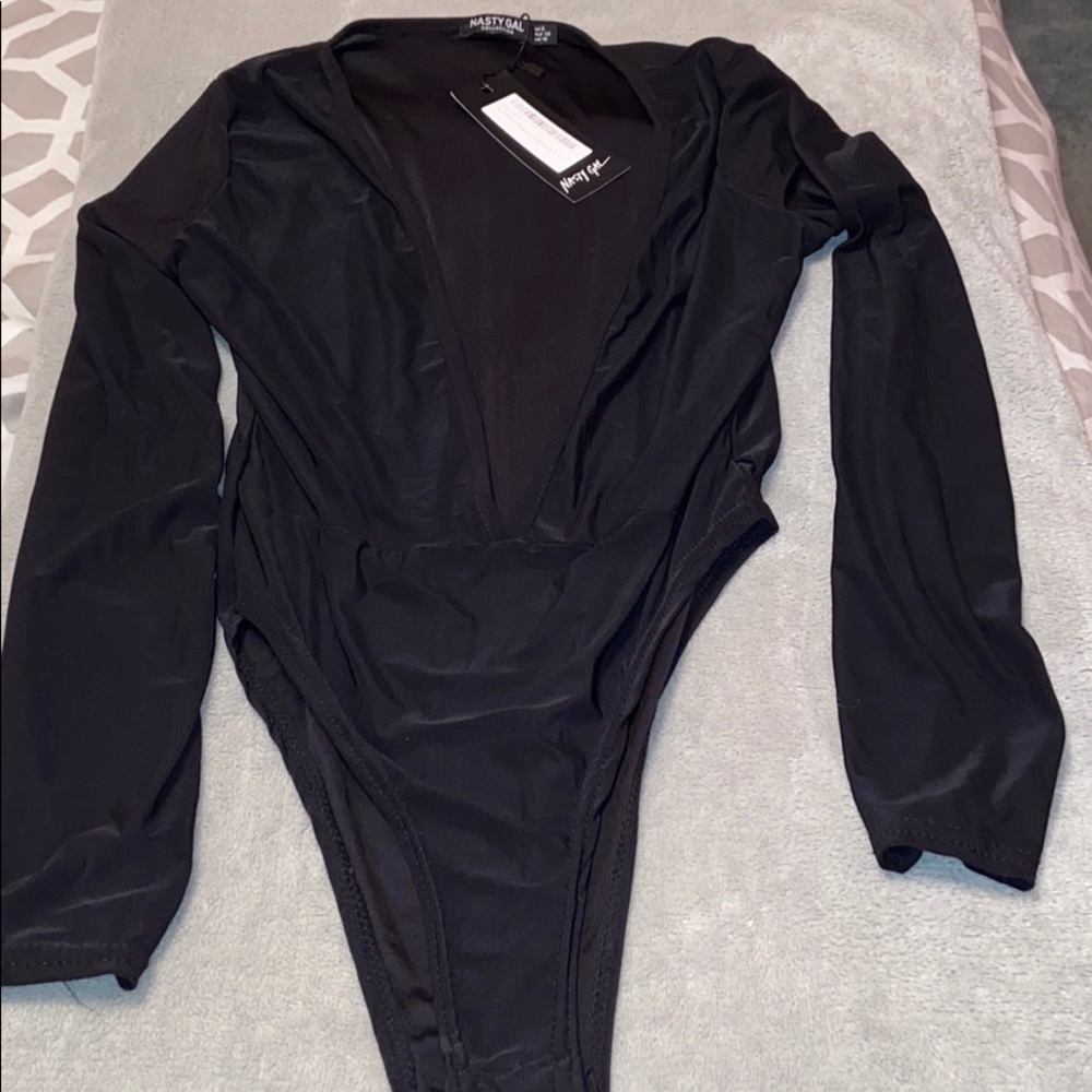 Brand New Deep V Bodysuit ⚡️